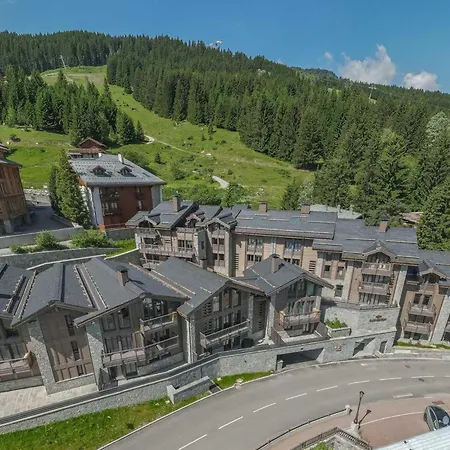 Apartment Neuf Proche Pistes, 4 Avec Sauna Et Cheminee - Fr-1-562-63 *